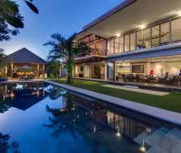 Villa Bendega Rato, Pool at Night